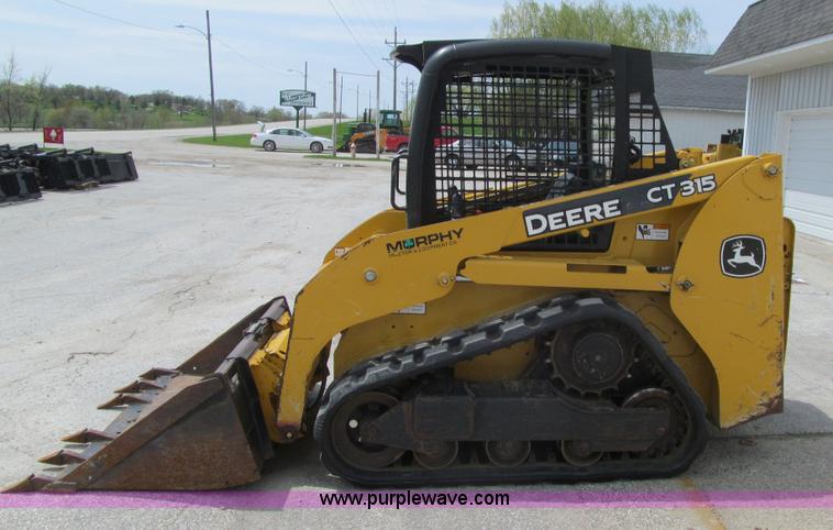 image for item K5619 2009 John Deere CT315 skid steer