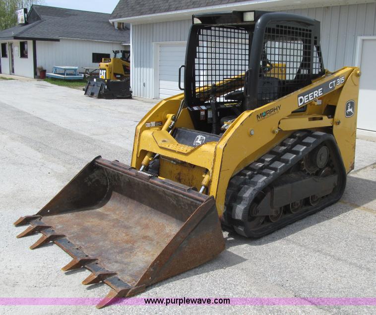 image for item K5619 2009 John Deere CT315 skid steer