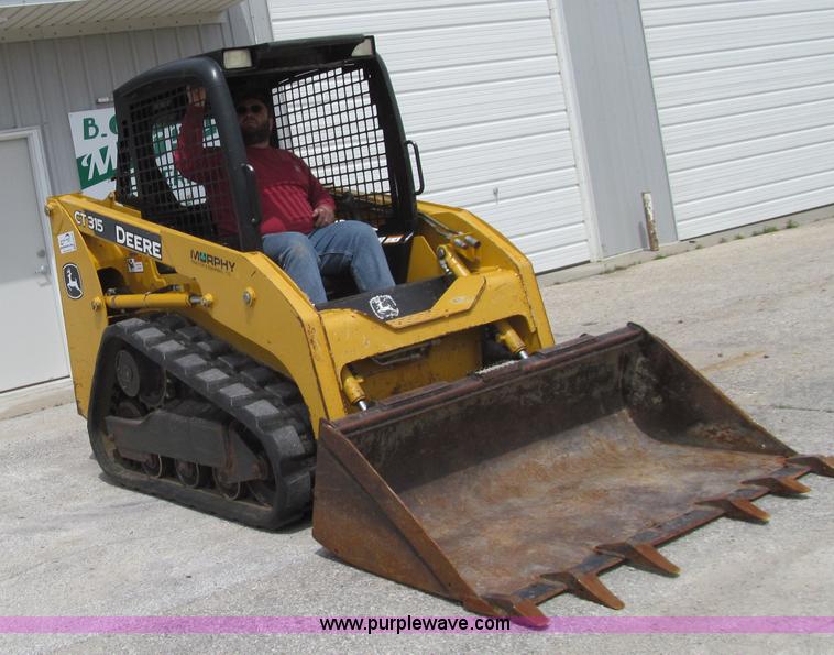 image for item K5619 2009 John Deere CT315 skid steer