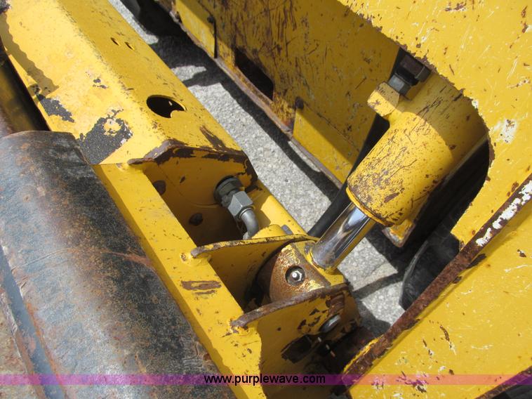 image for item K5619 2009 John Deere CT315 skid steer