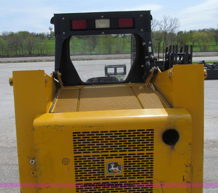 image for item K5619 2009 John Deere CT315 skid steer