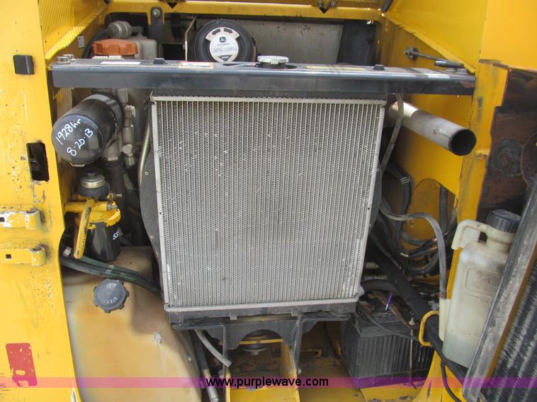 image for item K5619 2009 John Deere CT315 skid steer