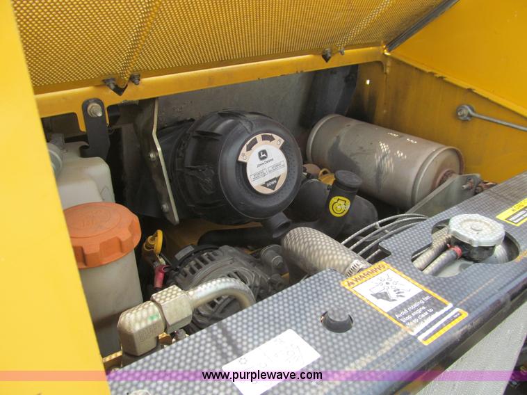 image for item K5619 2009 John Deere CT315 skid steer