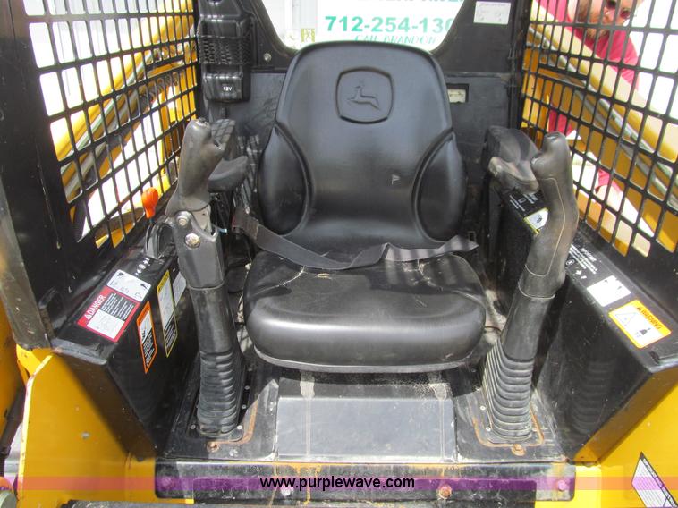 image for item K5619 2009 John Deere CT315 skid steer