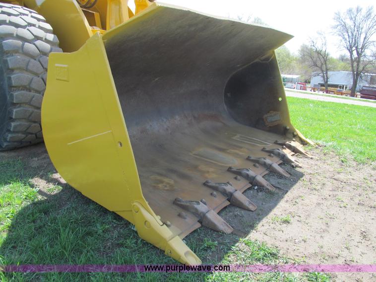 image for item K5620 1996 Caterpillar 980G wheel loader