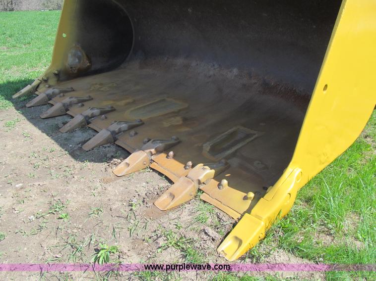 image for item K5620 1996 Caterpillar 980G wheel loader