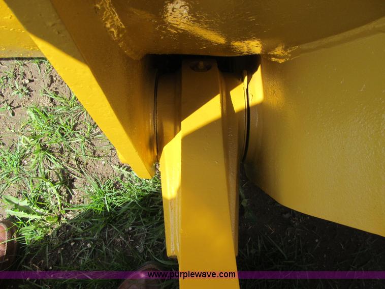 image for item K5620 1996 Caterpillar 980G wheel loader