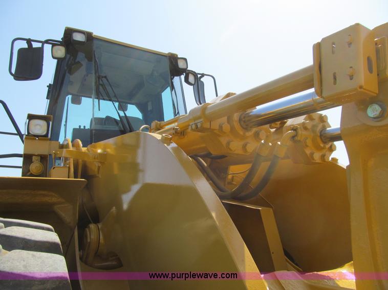 image for item K5620 1996 Caterpillar 980G wheel loader