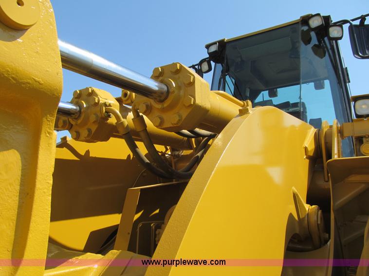 image for item K5620 1996 Caterpillar 980G wheel loader
