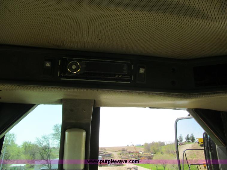 image for item K5620 1996 Caterpillar 980G wheel loader