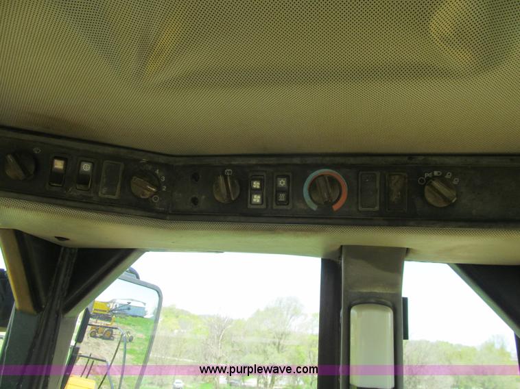 image for item K5620 1996 Caterpillar 980G wheel loader