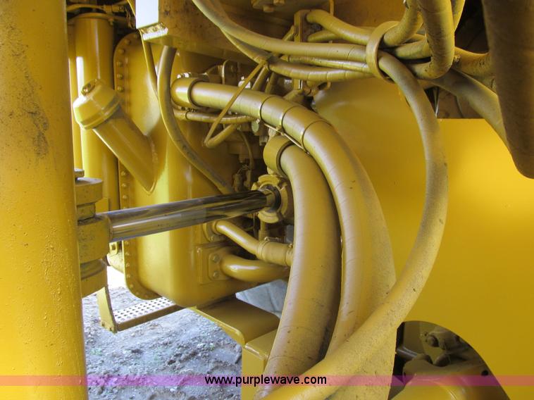 image for item K5620 1996 Caterpillar 980G wheel loader