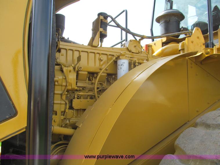 image for item K5620 1996 Caterpillar 980G wheel loader