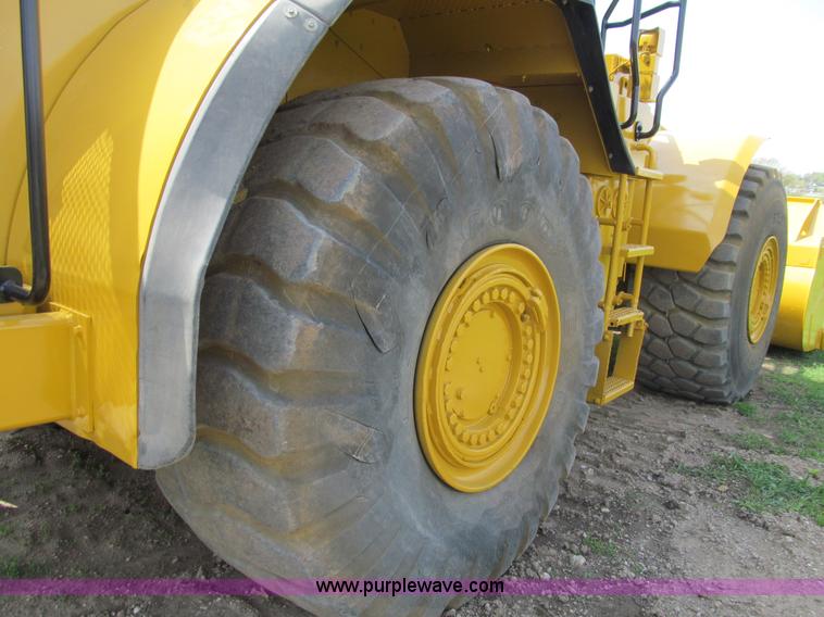 image for item K5620 1996 Caterpillar 980G wheel loader