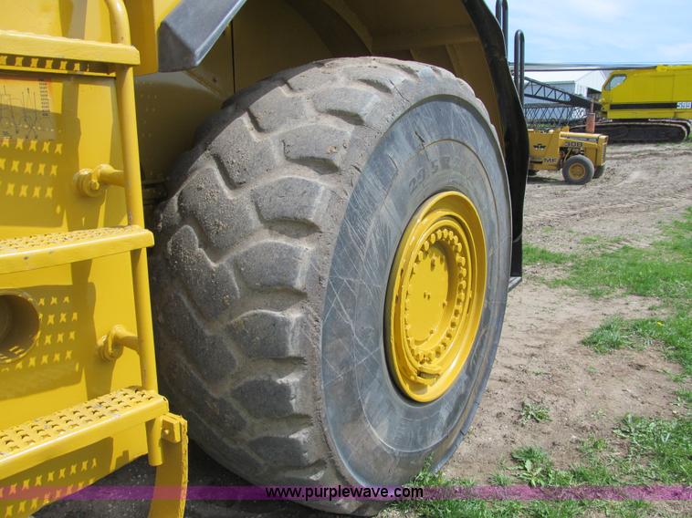 image for item K5620 1996 Caterpillar 980G wheel loader