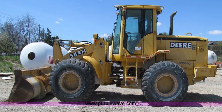 image for item K5623 1997 John Deere 544H wheel loader