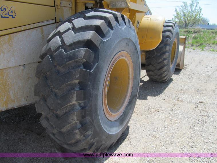 image for item K5623 1997 John Deere 544H wheel loader