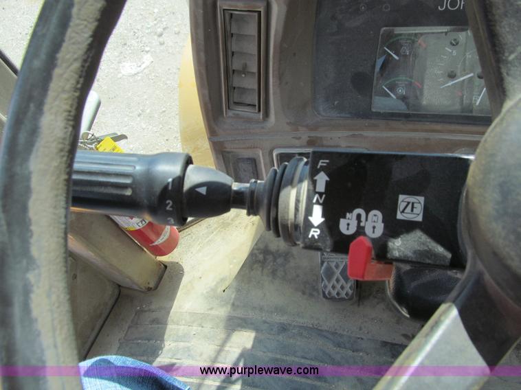 image for item K5623 1997 John Deere 544H wheel loader