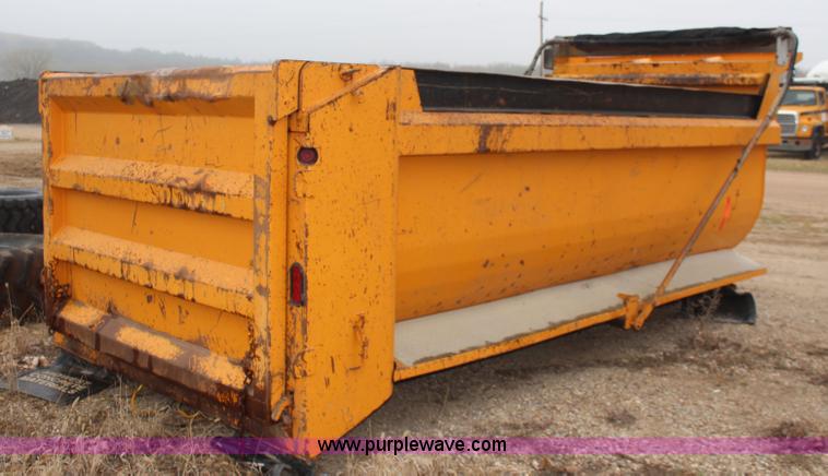 image for item K6766 Dump truck bed