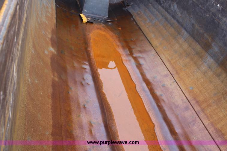 image for item K6766 Dump truck bed