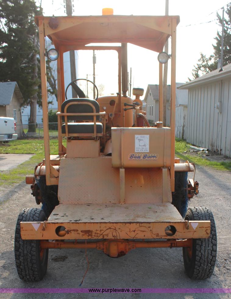 image for item K6814 Broce Broom T-10 sweeper