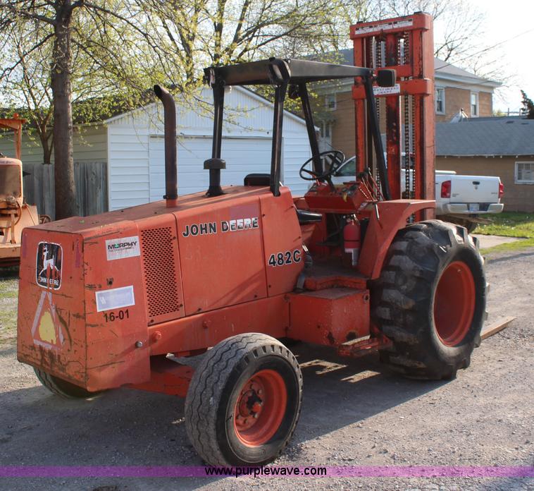 image for item K6815 John Deere 482C forklift