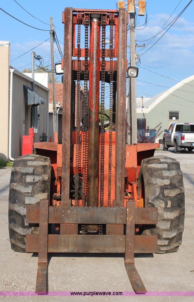 image for item K6815 John Deere 482C forklift