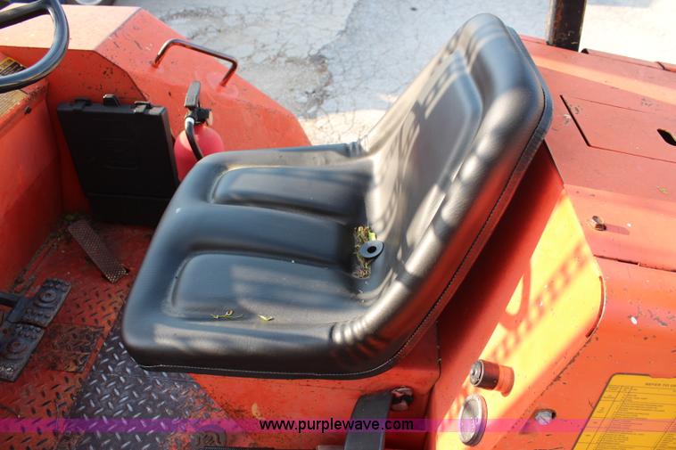 image for item K6815 John Deere 482C forklift