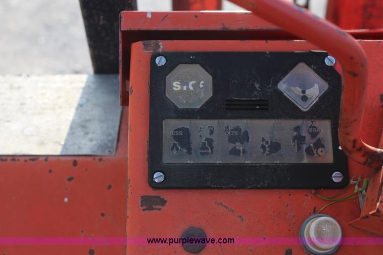 image for item K6815 John Deere 482C forklift