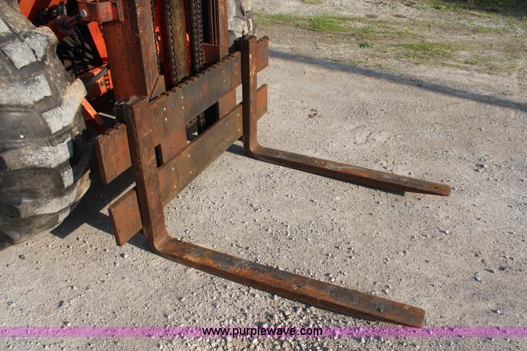 image for item K6815 John Deere 482C forklift