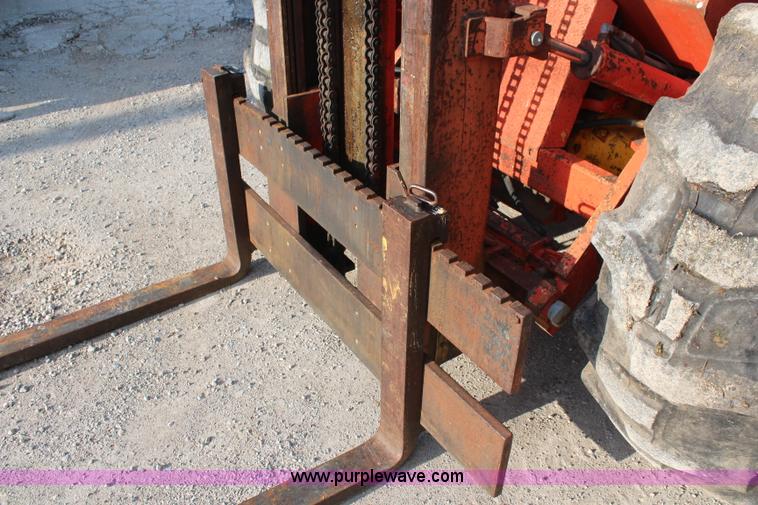 image for item K6815 John Deere 482C forklift