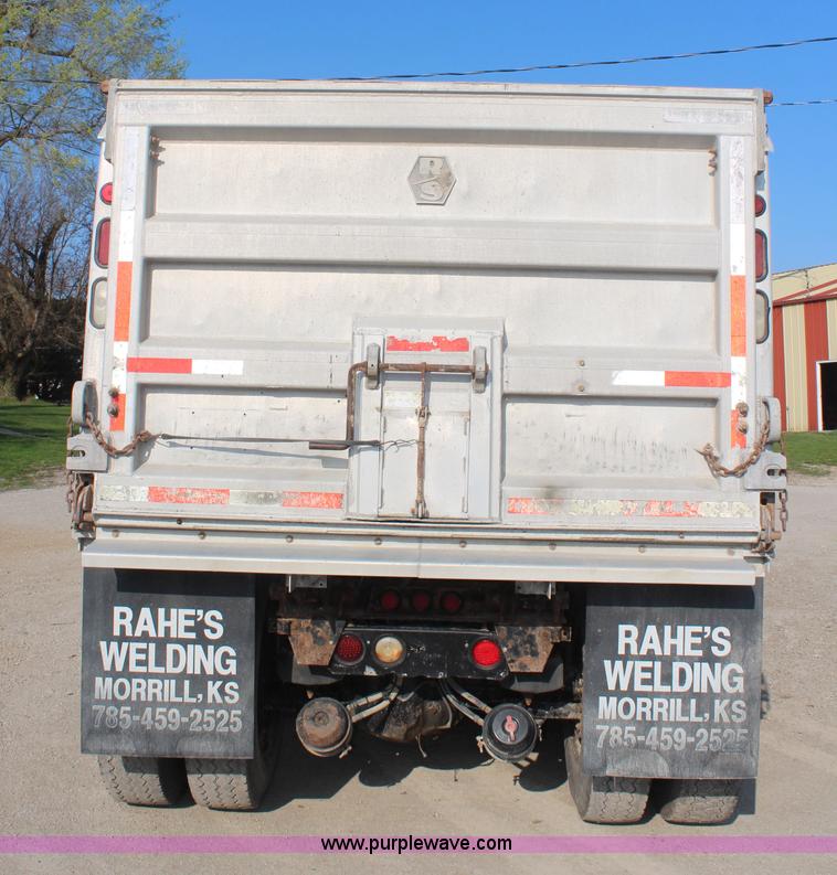 image for item K6995 2000 Kenworth W900 dump truck