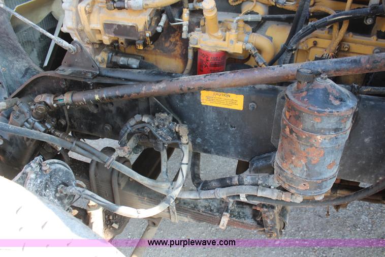 image for item K6995 2000 Kenworth W900 dump truck