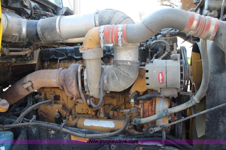 image for item K6995 2000 Kenworth W900 dump truck