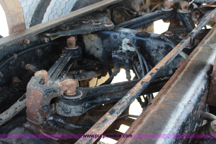 image for item K6995 2000 Kenworth W900 dump truck