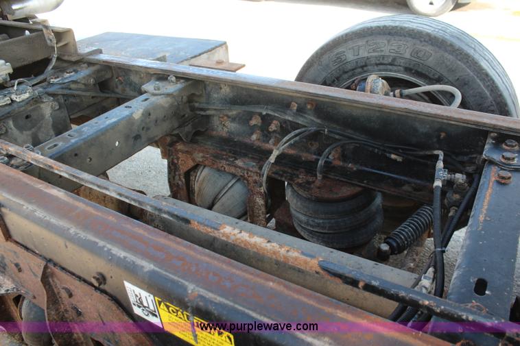 image for item K6995 2000 Kenworth W900 dump truck