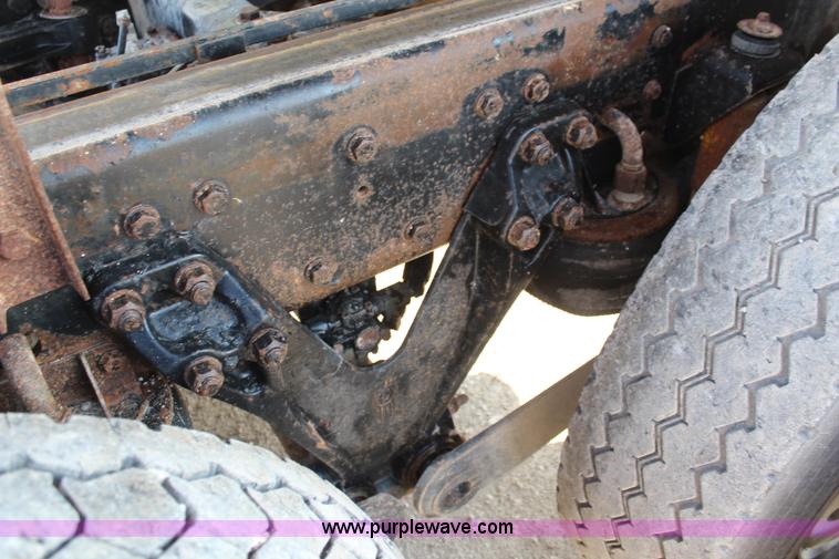 image for item K6995 2000 Kenworth W900 dump truck