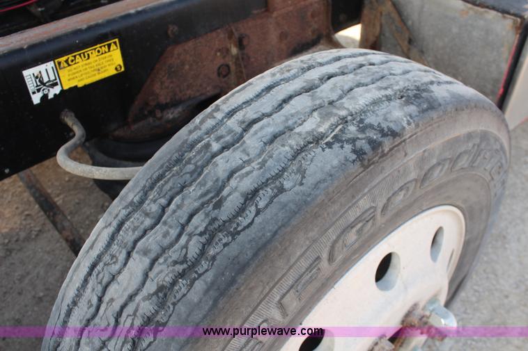 image for item K6995 2000 Kenworth W900 dump truck