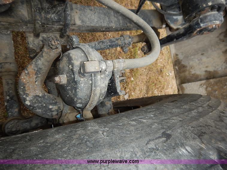 image for item K7381 1998 International 5070 mixer truck