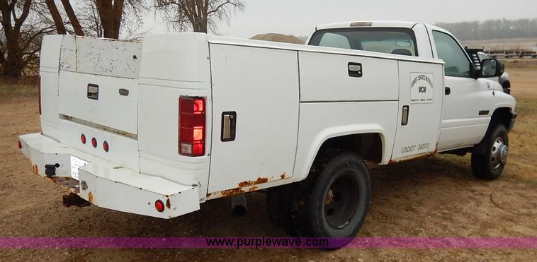 image for item K7384 2001 Dodge Ram 3500 utility truck