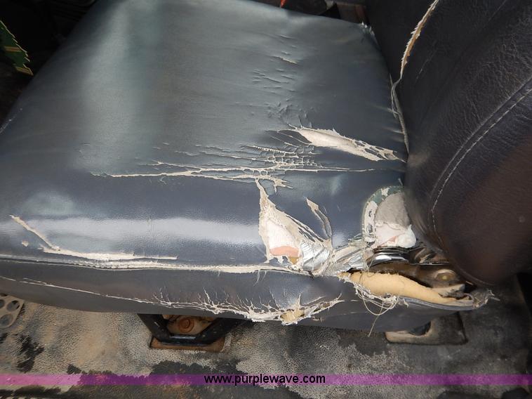 image for item K7384 2001 Dodge Ram 3500 utility truck