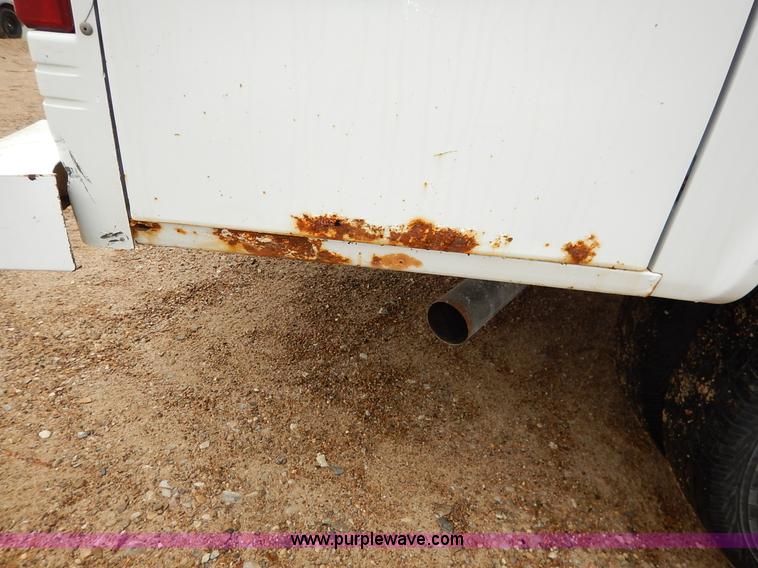 image for item K7384 2001 Dodge Ram 3500 utility truck