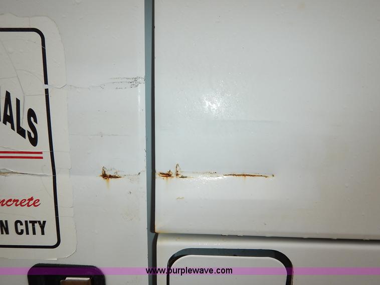 image for item K7384 2001 Dodge Ram 3500 utility truck