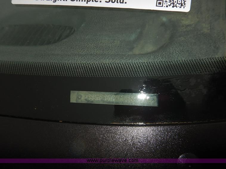 image for item K7384 2001 Dodge Ram 3500 utility truck