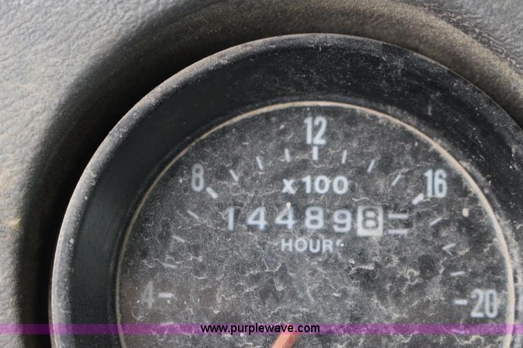 image for item L6705 1999 Mack RD690S mixer truck