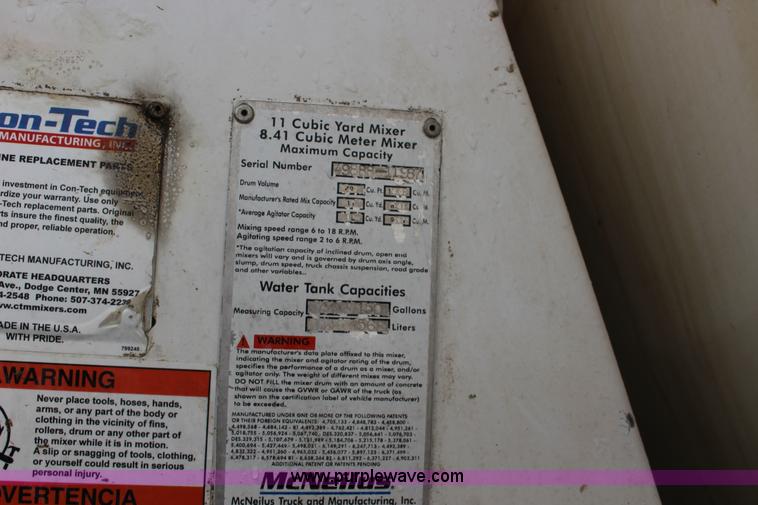 image for item L6705 1999 Mack RD690S mixer truck