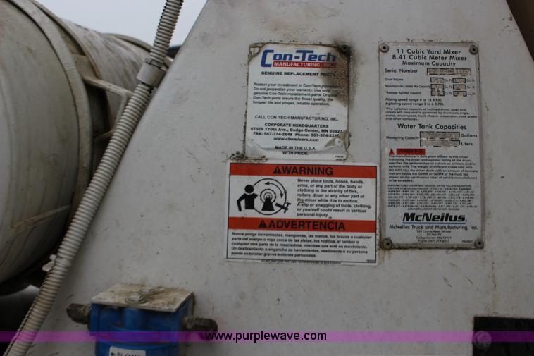 image for item L6705 1999 Mack RD690S mixer truck