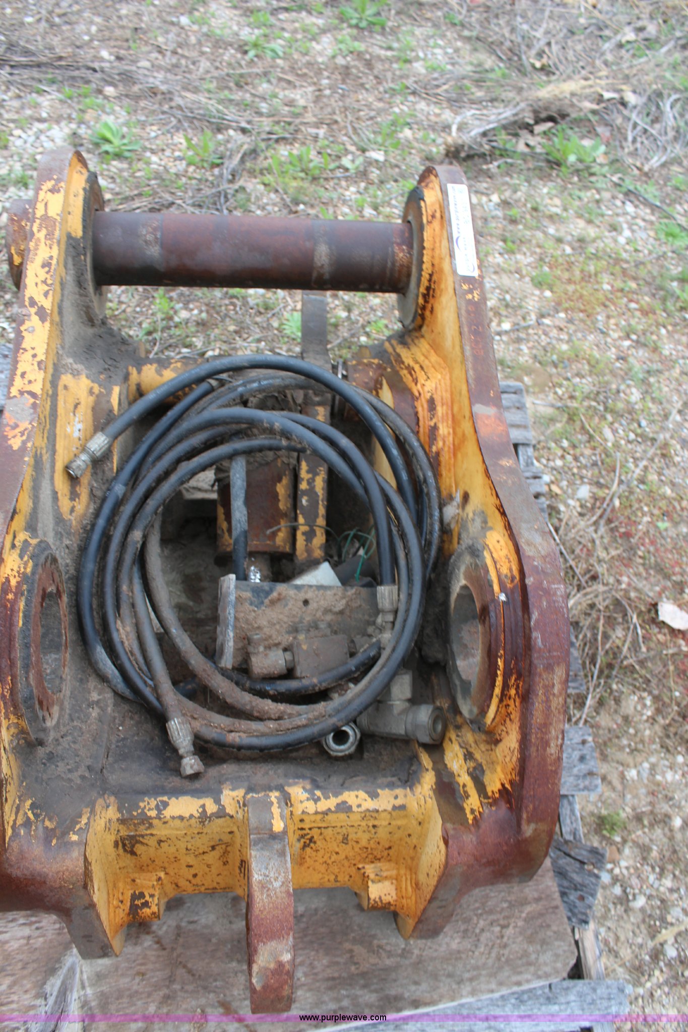 JRB excavator quick coupler in Manhattan, KS Item BO9437 sold