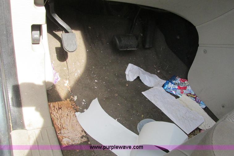 image for item I9517 2005 Chrysler Pacifica SUV