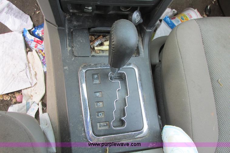 image for item I9517 2005 Chrysler Pacifica SUV